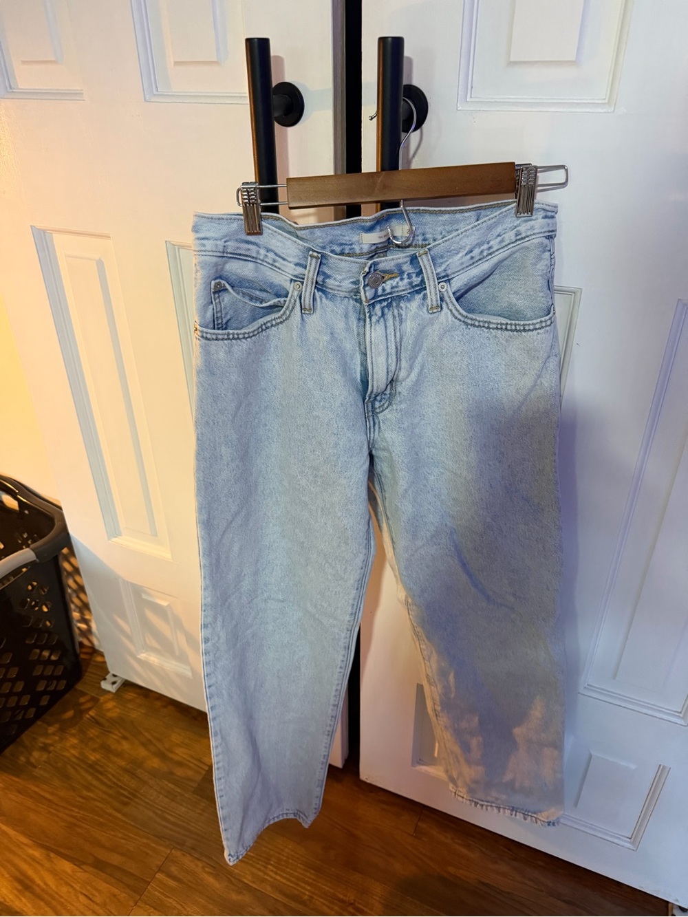 Levi's Light Blue Relaxed Women's Jeans - Casual Straight Fit